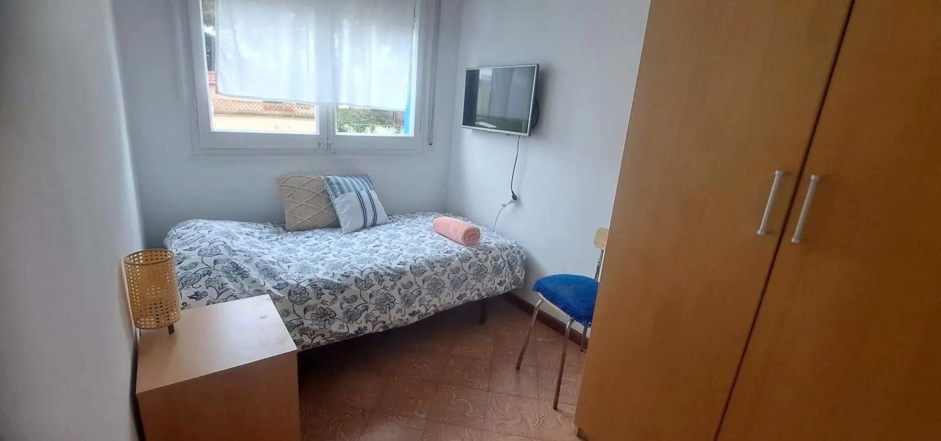 Atenea Room By The Beach - Claire Homes Castelldefels Spain