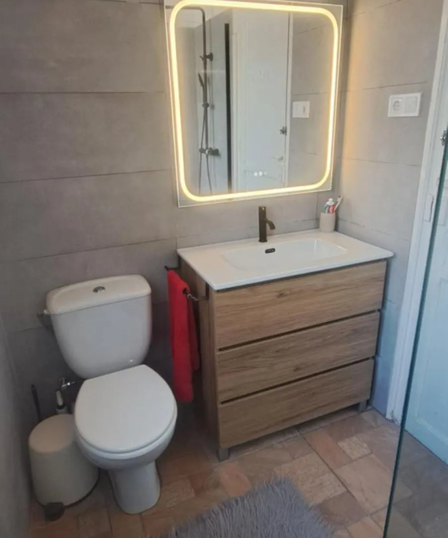 Atenea Room By The Beach - Claire Homes Castelldefels