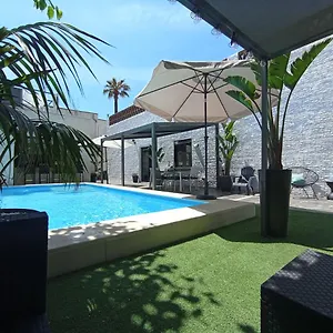 Edard's Great House Castelldefels